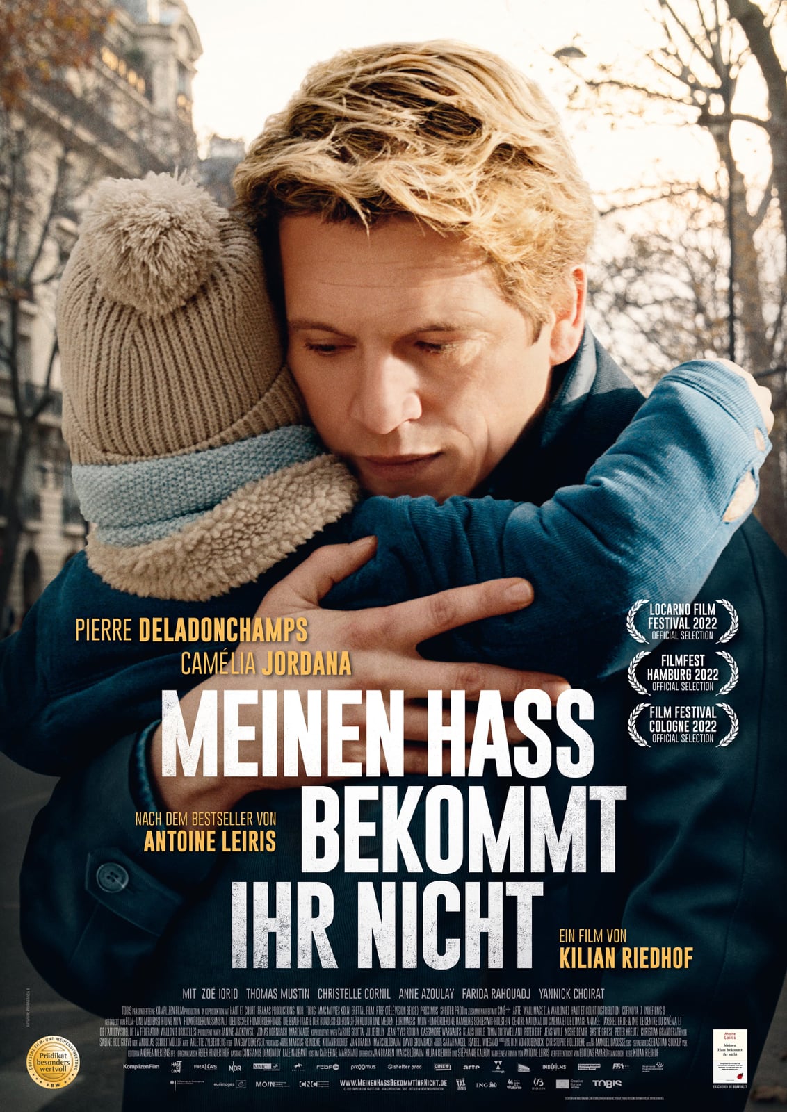 Erst Piazza Grande in Locarno, dann Filmfest Hamburg. Für den Hamburger Regisseur Kilian Riedhof und sein Drama "Meinen Hass bekommt ihr nicht" war 2022 ein gutes Jahr. | MOIN Filmförderung