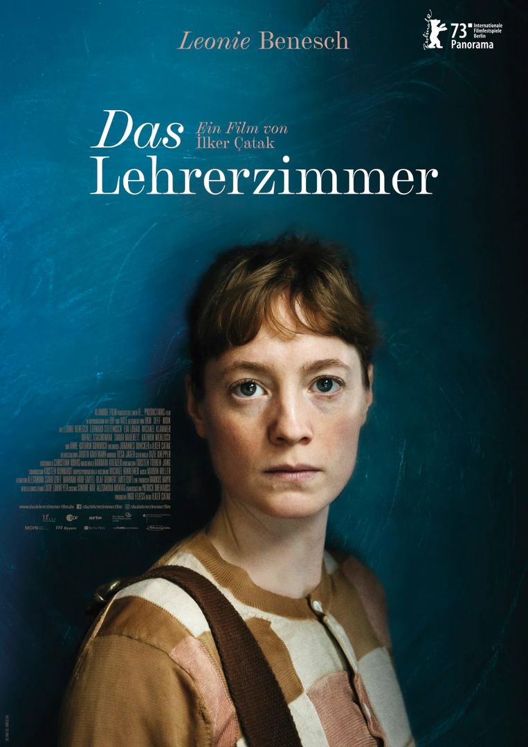 "Das Lehrerzimmer" von İlker Çatak konnte seine Weltpremiere auf der Berlinale 2023 feiern und wurde komplett in Hamburg gedreht. In der Hauptrolle: Der European Shooting Star Leonie Benesch. | MOIN Filmförderung