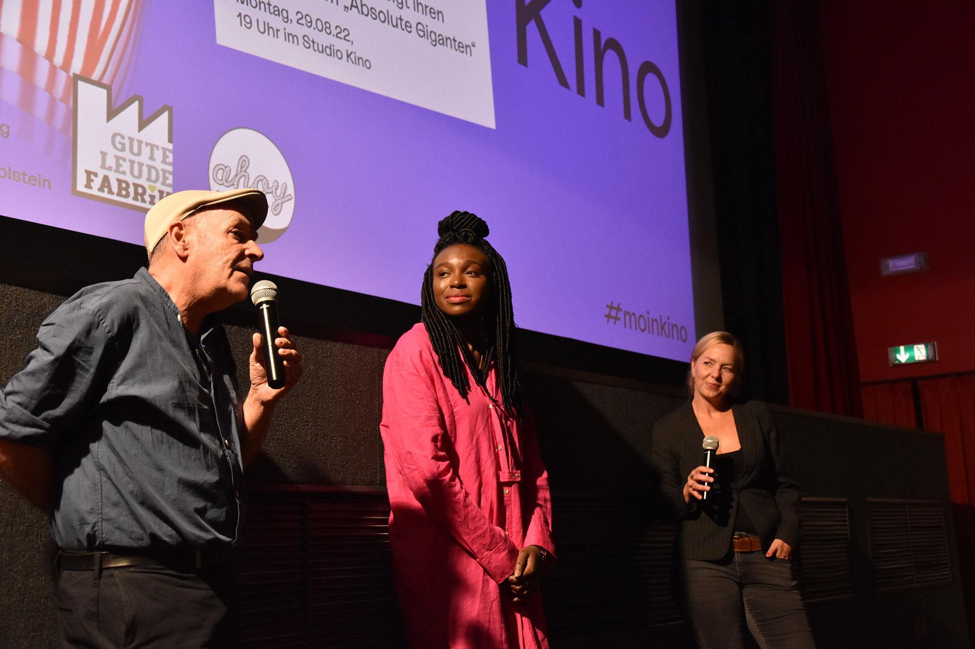 In der neuen Kinoreihe "MOIN Kino" stellen bekannte Persönlichkeiten aus der Hansestadt ihren Hamburger Lieblingsfilm in ihrem Lieblingskino vor. | MOIN Filmförderung